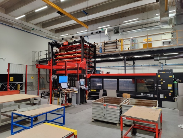 1492755-2 Laser cutting machine Amada FO MII 3015 NT 4kW + Automated Storage Tower