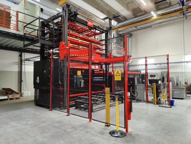 1492755-42 Laser cutting machine Amada FO MII 3015 NT 4kW + Automated Storage Tower