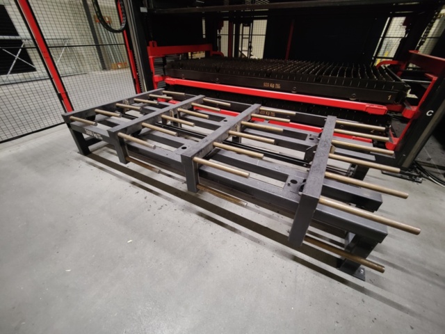 1492755-37 Laser cutting machine Amada FO MII 3015 NT 4kW + Automated Storage Tower