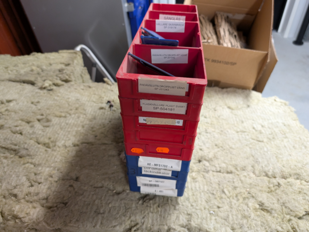 1408021-10 Lot of plastic storage boxes - approx. 2 pallets - mixed models