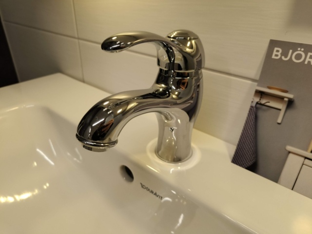 1401328-7 Badrumsinredning Björbo Saga