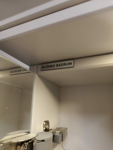 1401328-14 Badrumsinredning Björbo Saga