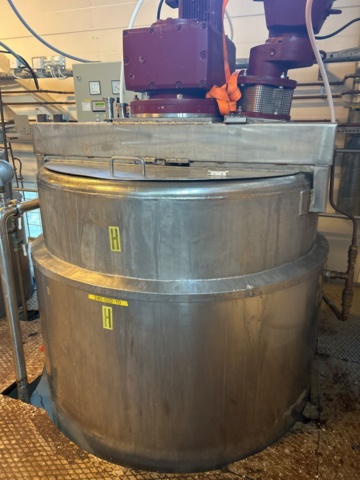 1492841-9 Jacketed tanks