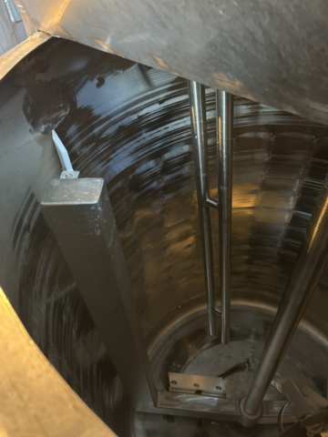 1492841-10 Jacketed tanks