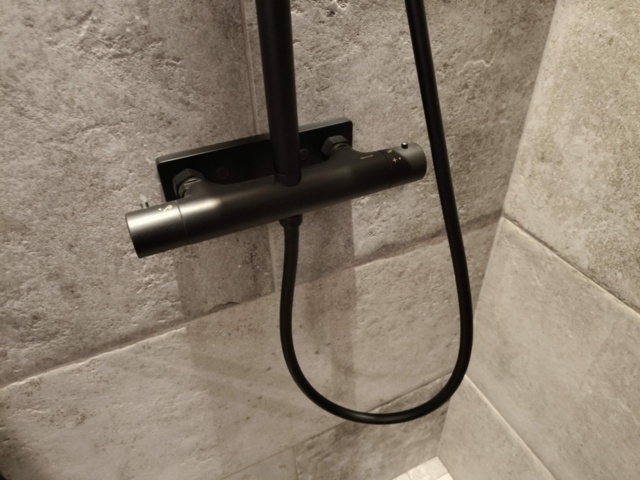 1401329-5 Badrumsinrening Macro Design  Svart EK 100