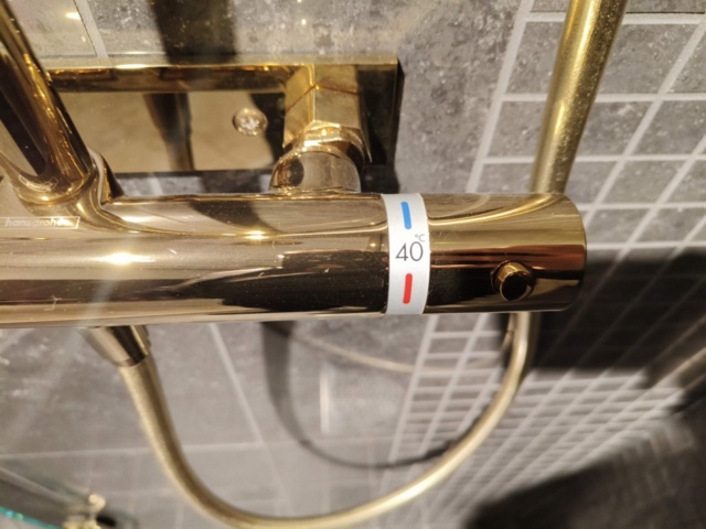 1401330-10 Duschinredning Macro Design Skagen Lux