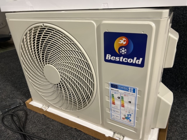 1492610-9 AC/ Luftvärmepump för nordiskt klimat 18000 BTU, 5100W