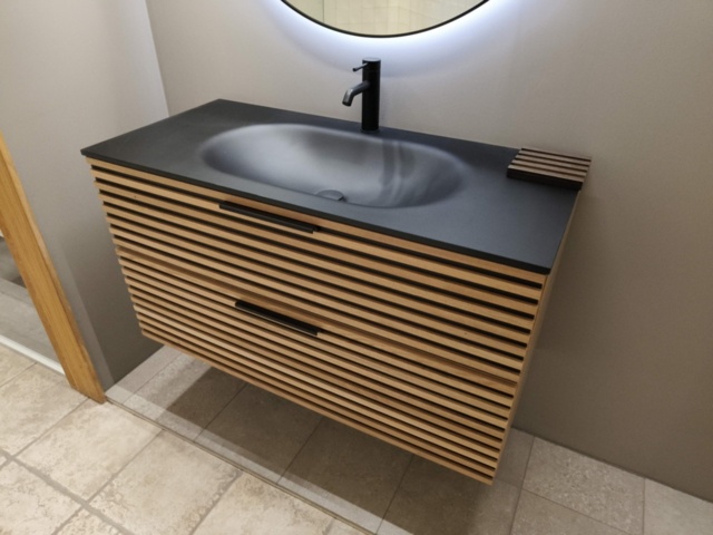 1401333-3 Badrumsinrening Macro Design Serie Crown