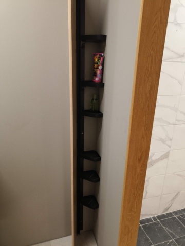 1401333-15 Badrumsinrening Macro Design Serie Crown