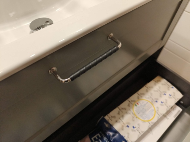 1401338-10 Bathroom interior Björbo