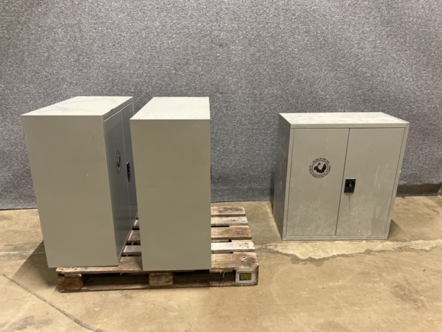 1469603-1 Sheet metal cabinets 3 pcs