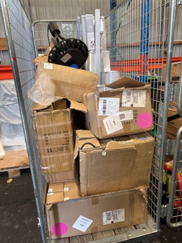 1436489-35 Lot of approx. 170 fluorescent tubes and lighting - Mixed makes and models