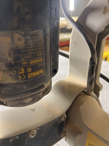 1469610-6 Miter saw with stand - DeWALT D24000-QS