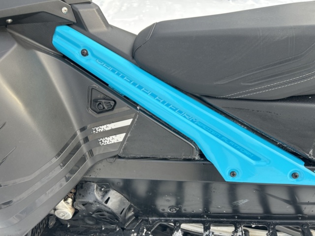 1435709-10 Snöskoter Lynx Boondocker 3900 850 E-tec -2022