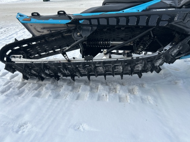 1435709-19 Snöskoter Lynx Boondocker 3900 850 E-tec -2022