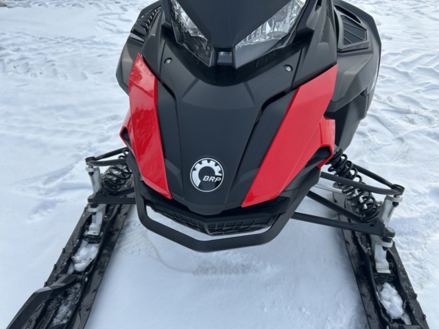 1435710-14 Snöskoter Lynx Adventure 3700 600 ACE -2024