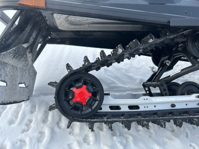 1435710-21 Snöskoter Lynx Adventure 3700 600 ACE -2024