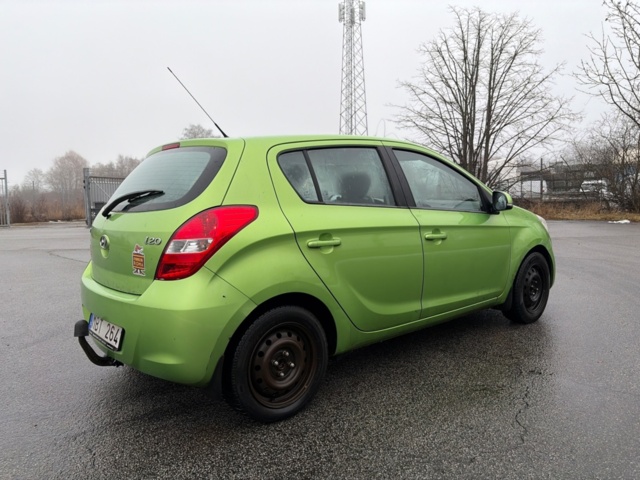 1368060-5 Hyundai i20 5-door 1.2 Manual, 77hp, -2012