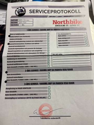 1435709-28 Snöskoter Lynx Boondocker 3900 850 E-tec -2022