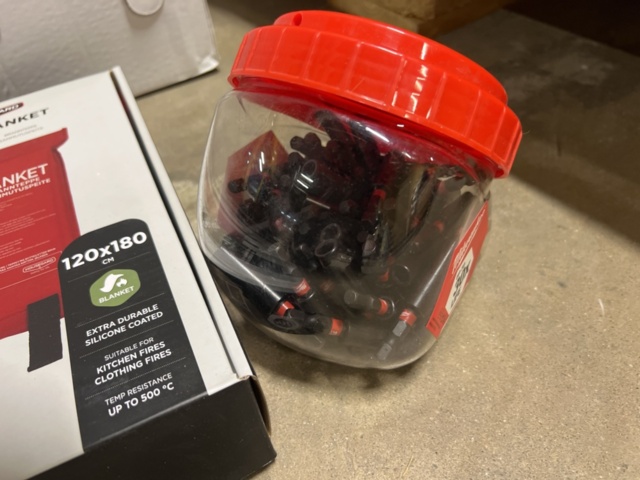 1469613-9 Consumables and accessories - Safesorb, Oregon, Milwaukee, Cederroth