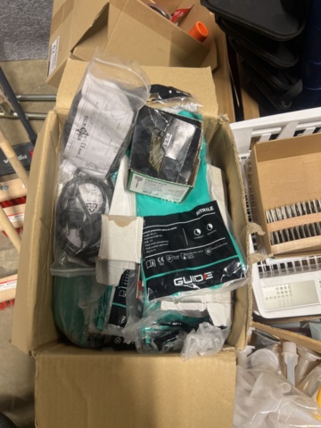 1469614-22 Blandade byggtillbehör