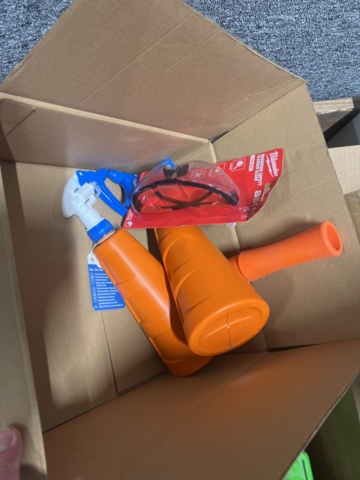 1469614-26 Blandade byggtillbehör