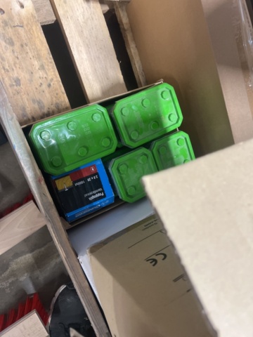 1469614-27 Blandade byggtillbehör