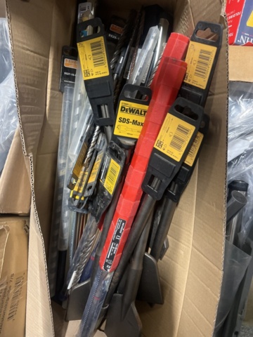 1469614-37 Blandade byggtillbehör