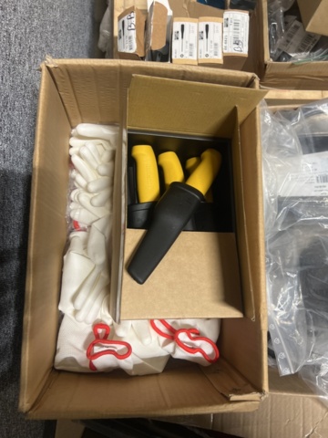 1469614-42 Blandade byggtillbehör