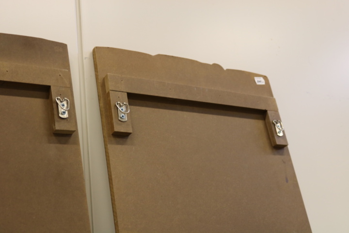 1416811-15 Paintings in "wood"