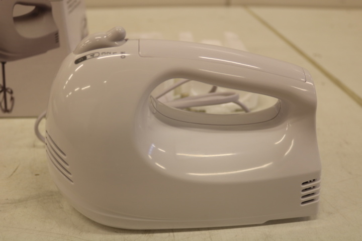 1416817-7 2 pcs New Hand Mixers Matsui