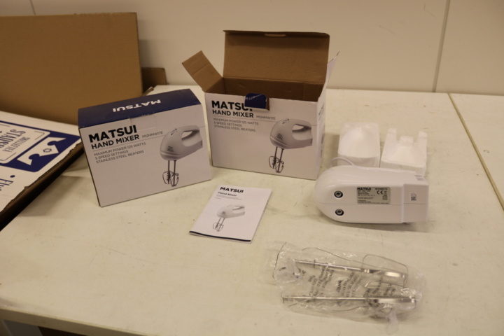 1416818-12 2 pcs New Hand Mixers Matsui