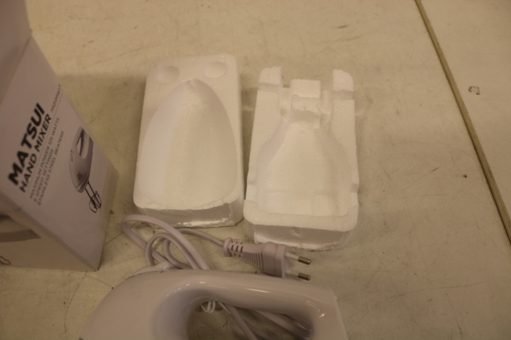 1416818-13 2 pcs New Hand Mixers Matsui