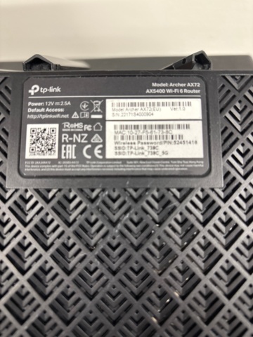 1482184-5 Lot of desktop computers and routers - 19 computers + 2 Wi-Fi routers