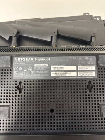 1482184-12 Lot of desktop computers and routers - 19 computers + 2 Wi-Fi routers