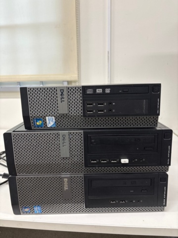 1482184-13 Lot of desktop computers and routers - 19 computers + 2 Wi-Fi routers