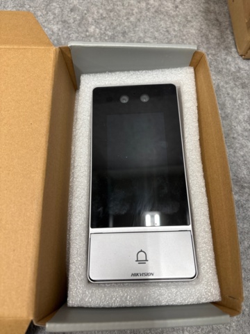 1482186-2 Surveillance and access control equipment - Hikvision