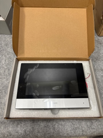 1482186-4 Surveillance and access control equipment - Hikvision