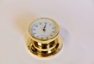 1492866 Ship's clock in brass for wall mounting