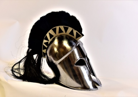 Bild som representerar auktionen - Unik Heminredning; rustningar, dyk- och riddarhjälmar m.m.