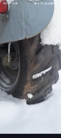 1351400-8 Traktor - Ferguson (Reparationsobjekt)