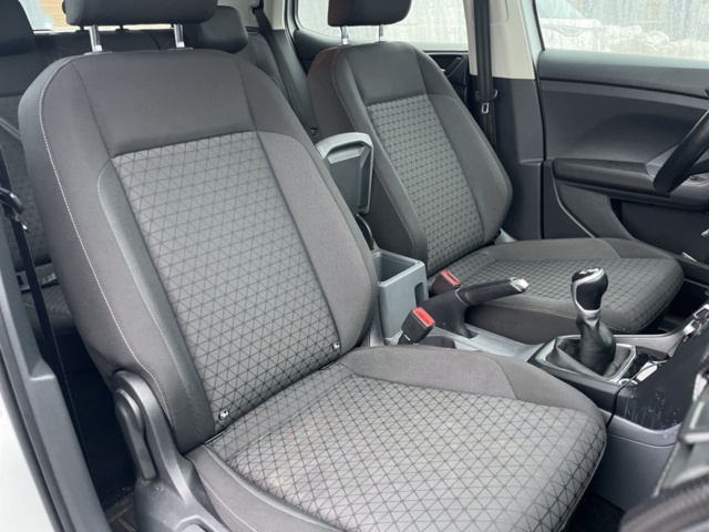 1351399-24 Volkswagen T-Cross 1.0 TSI OPF Manuell, 95hk, -2019