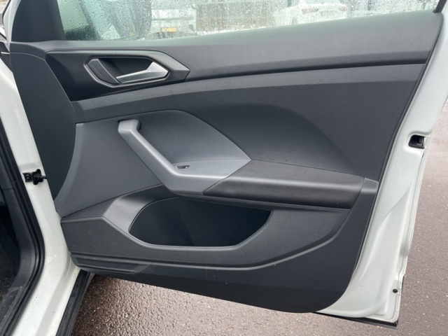 1351399-27 Volkswagen T-Cross 1.0 TSI OPF Manuell, 95hk, -2019