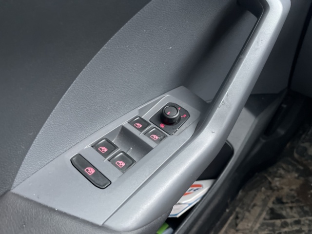 1351399-40 Volkswagen T-Cross 1.0 TSI OPF Manuell, 95hk, -2019