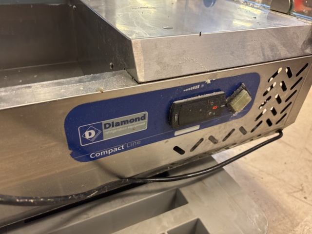 1469146-11 Bakery cooling counter with chute, cabinet and additional cooling unit