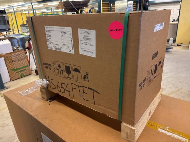 1469153-3 Electric grill plate (new in box) - Virtus MS654FTET