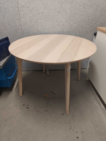 1435716-1 Table - IKEA LISABO