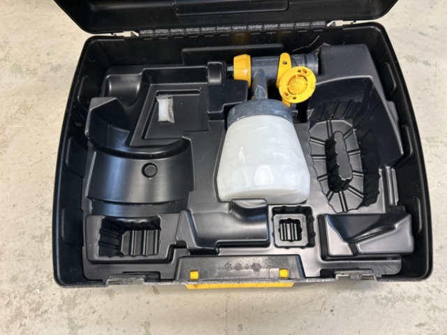 1455020-20 Collection of various garden equipment, construction and miscellaneous (updated)