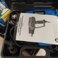 1435722-7 Kartonger med elmaterial och installationskomponenter