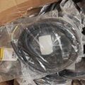 1435722-13 Kartonger med elmaterial och installationskomponenter